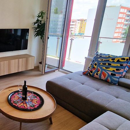 Luxury Grand Apartments By Bratislavatrip Luaran gambar