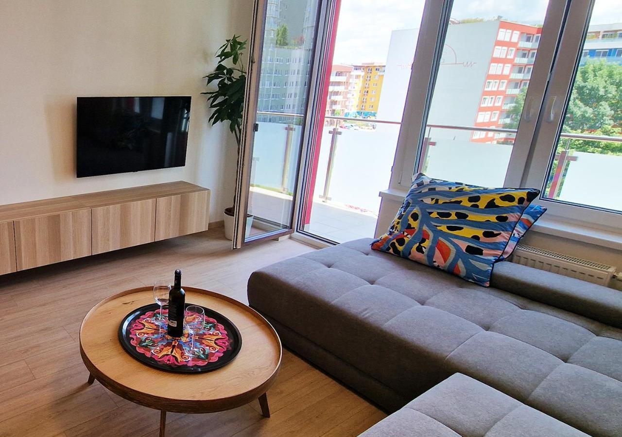 Luxury Grand Apartments By Bratislavatrip Luaran gambar