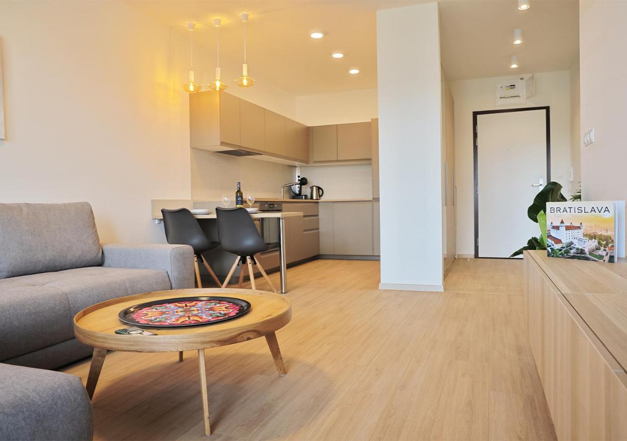 Luxury Grand Apartments By Bratislavatrip Luaran gambar